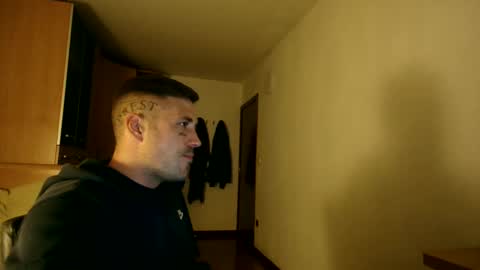 BB Namelezz online show from 10-27-25, 09:19