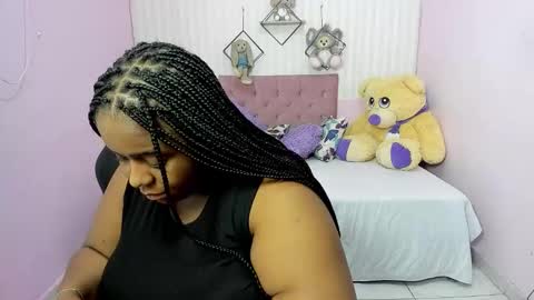 Charlote online show from 10-25-25, 12:23