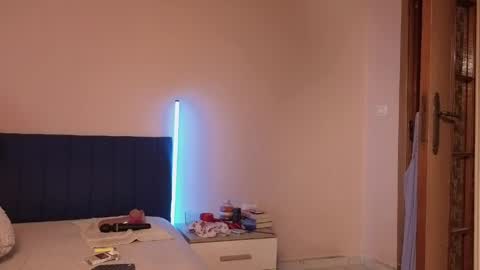 Snapshot of bbw_goddes chatting on 06-08-26, 11:49 Love online show from 06-08-26, 11:49