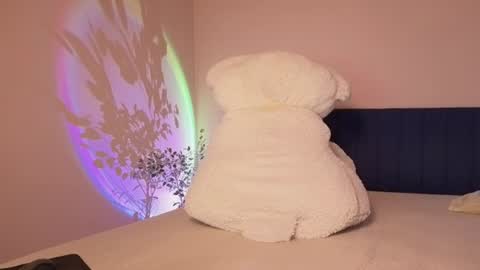 Snapshot of bbw_goddes chatting on 06-11-26, 12:32 Love online show from 06-11-26, 12:32