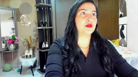 Snapshot of bbwluxurymuse chatting on 05-13-26, 11:40 bbwluxurymuse online show from 05-13-26, 11:40