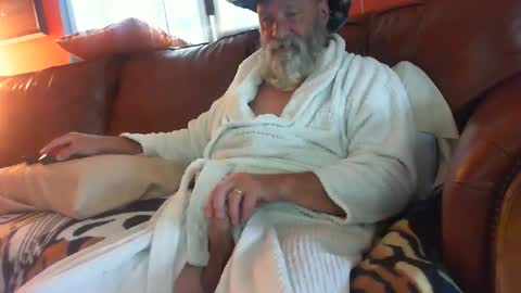 Snapshot of bbwlvr16 chatting on 10-24-25, 09:00 bbwlvr16 online show from 10-24-25, 09:00