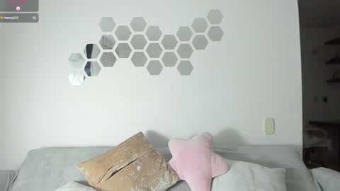 salom online show from 09-24-25, 04:49