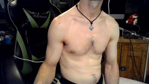 bchillin28 online show from 04-17-26, 02:36