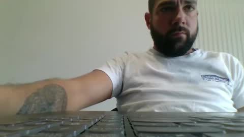 bdemwi2588 online show from 12-14-25, 11:15