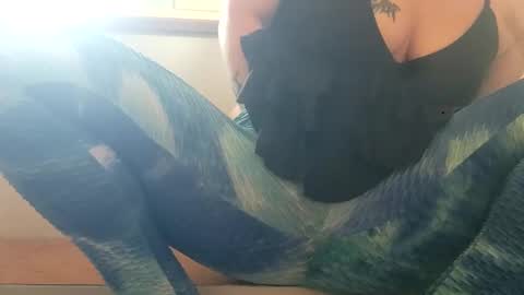 Snapshot of bdeunltd chatting on 09-25-25, 06:44 bdeunltd online show from 09-25-25, 06:44