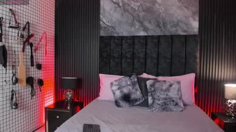 Danna  online show from 02-08-26, 01:58