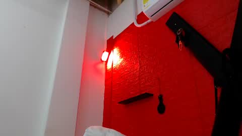 Snapshot of bdsmforever18 chatting on 07-21-26, 01:41 rever online show from 07-21-26, 01:41