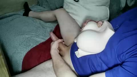 Snapshot of be4your_desire chatting on 12-15-25, 04:00 mikiforfun online show from 12-15-25, 04:00