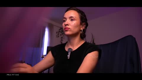 Snapshot of be_lov chatting on 03-08-25, 02:40 Call me Bells Next Stream on Wednesday Feb 26 online show from 03-08-25, 02:40