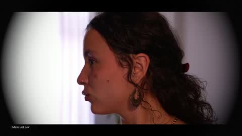 Snapshot of be_lov chatting on 09-30-25, 08:36 Call me Bells Next Stream on Wednesday Feb 26 online show from 09-30-25, 08:36