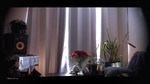 Snapshot of be_lov chatting on 12-03-25, 09:13 Call me Bells Next Stream on Wednesday Feb 26 online show from 12-03-25, 09:13