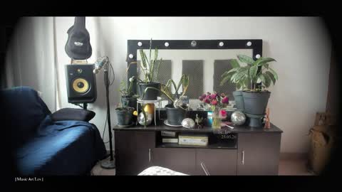 Snapshot of be_lov chatting on 05-25-26, 08:26 Call me Bells Next Stream on Wednesday Feb 26 online show from 05-25-26, 08:26