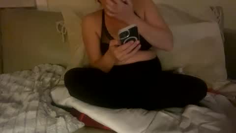 BeachyMILF online show from 10-21-25, 02:12