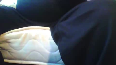 Snapshot of beanwright26 chatting on 10-05-25, 10:02 beanwright26 online show from 10-05-25, 10:02