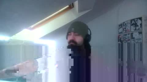 Snapshot of bearchase96 chatting on 11-29-25, 06:49 BearChase online show from 11-29-25, 06:49