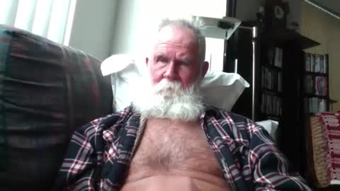 beardbushy online show from 04-12-26, 05:29