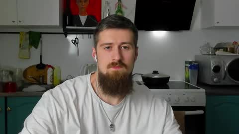 Snapshot of bearded_legend chatting on 01-13-25, 07:42 Zeus online show from 01-13-25, 07:42