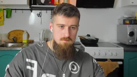 Snapshot of bearded_legend chatting on 01-23-25, 09:18 Zeus online show from 01-23-25, 09:18