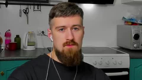 Snapshot of bearded_legend chatting on 11-15-25, 10:15 Zeus online show from 11-15-25, 10:15