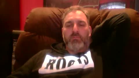 beardedambition online show from 10-24-25, 01:13
