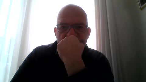 Snapshot of beardman916444 chatting on 12-28-24, 12:45 Beardman online show from 12-28-24, 12:45