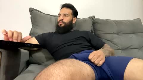 Min online show from 10-21-25, 07:42