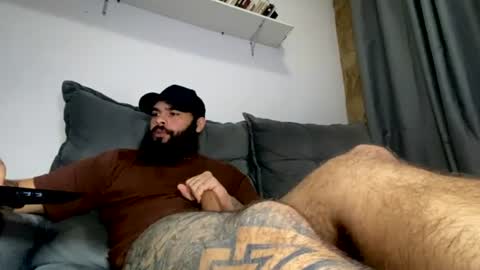 Snapshot of beardmax chatting on 07-07-26, 07:23 Min online show from 07-07-26, 07:23