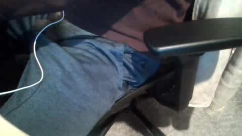 Snapshot of bearyuncut chatting on 02-25-26, 03:32 bearyuncut online show from 02-25-26, 03:32