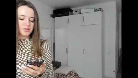 beatixxxandliam online show from 02-04-25, 08:35