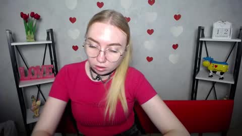 Snapshot of beatriceflyy chatting on 12-12-24, 09:30 BeatriceFlyy online show from 12-12-24, 09:30
