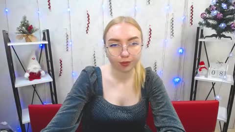 Snapshot of beatriceflyy chatting on 01-08-25, 09:10 BeatriceFlyy online show from 01-08-25, 09:10