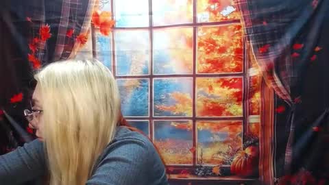 BeatriceFlyy online show from 11-11-25, 12:49