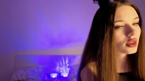 Snapshot of beatricemoonlight chatting on 05-05-26, 08:11 My name is Beatrice Like my broadcast pls 3 online show from 05-05-26, 08:11