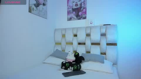 Valeria online show from 02-10-25, 06:20