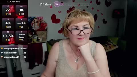 Snapshot of beautiful_lina7 chatting on 02-22-25, 03:03 your Lana online show from 02-22-25, 03:03