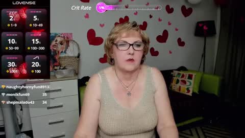Snapshot of beautiful_lina7 chatting on 02-23-25, 05:23 your Lana online show from 02-23-25, 05:23