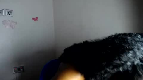 Snapshot of beautiful_moanna chatting on 07-15-26, 08:03 moanna online show from 07-15-26, 08:03