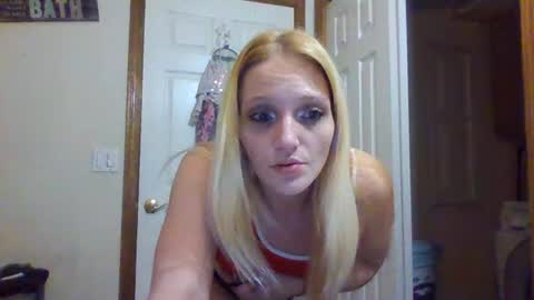 Julie Nicole online show from 12-04-24, 06:55