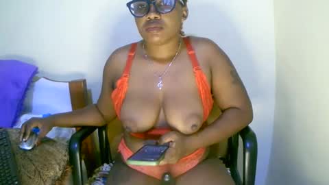 Snapshot of beautifulpeach2 chatting on 02-22-25, 04:51 beautifulpeach2 online show from 02-22-25, 04:51