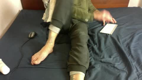 beautifulworld33 online show from 11-21-25, 12:10