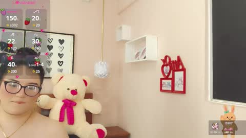 Snapshot of beautty_pink chatting on 02-08-25, 02:38 beautty_pink online show from 02-08-25, 02:38