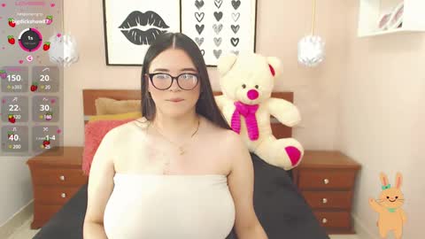 Snapshot of beautty_pink chatting on 02-18-25, 02:27 beautty_pink online show from 02-18-25, 02:27