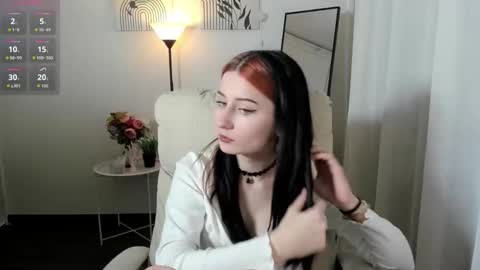 Snapshot of beauty_charismatic chatting on 02-26-26, 11:09 beauty_charismatic online show from 02-26-26, 11:09