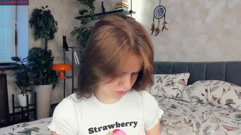 Nicole online show from 02-20-25, 06:06