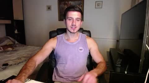 Snapshot of beauty_hard_beast chatting on 10-15-25, 11:05 Mia and Jake online show from 10-15-25, 11:05