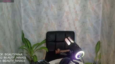 Snapshot of beauty_nina chatting on 01-15-26, 01:48 beauty_nina online show from 01-15-26, 01:48