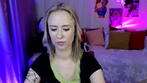Snapshot of beauty_sashaxx chatting on 10-10-25, 06:07 beauty Sasha online show from 10-10-25, 06:07