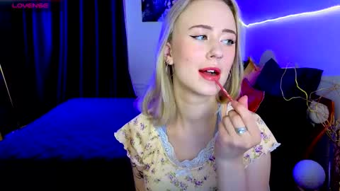 beauty Sasha online show from 10-23-25, 02:16