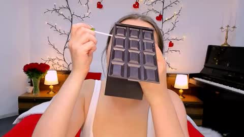 Gloria online show from 09-16-25, 01:01